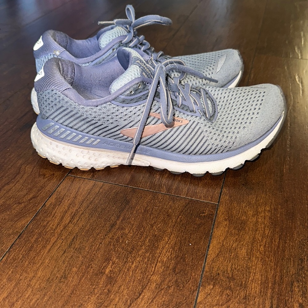 Brooks! Size 8.5